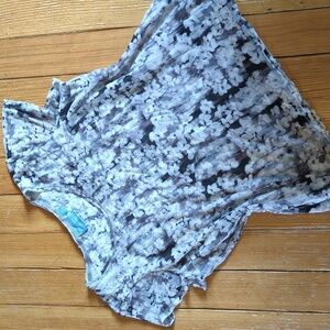Simply Vera Wang Summer Top T-Shirt